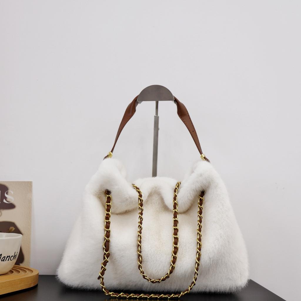 Elegante Kunstpelz-Schultertaschen für Damen Große Kapazität Damen Weiche Plüsch-Kettentaschen Flauschige Unifarbene Unterarmtaschen Winter