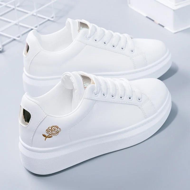 Women Running Shoes Spring Autumn Fashion White Breathable Embroidered Flower Lace-Up Casual Sneakers Zapatos De Mujer New