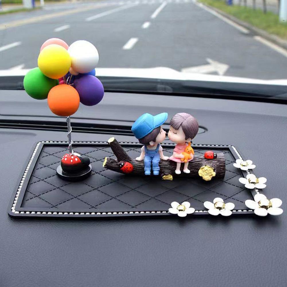 Anime Car Interior Decoration Cute Kissing Couple Action Figure Auto Dashboard Decoration For Car Accessories Interior Woman