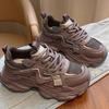 Gruboszeleskie buty tatusia dla kobiet 2025 Wiosna Nowe Retro Zwiększające Wysokość Siateczka Eksplozja Uliczny Hot Casual i Przyciągające Wzrok Małe Buty Sportowe