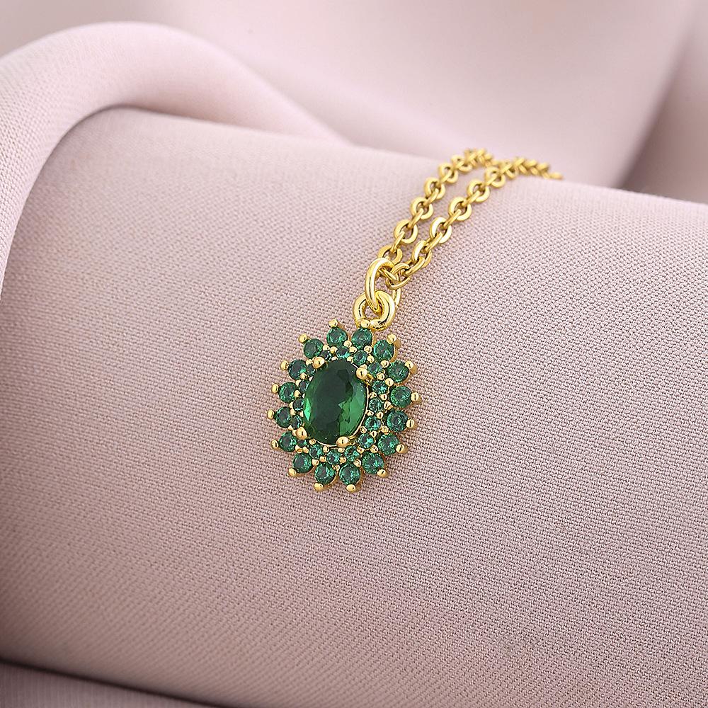 Halskette mit Smaragd-Anhänger für Damen, für Mädchen, hohes Gefühl, leichte Luxus-Minderheits-Schlüsselbeinkette, Halskette, Choker