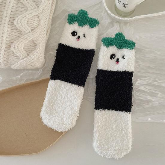 1/5 Par Sovstrumpor Tecknad Panda Design Förtjockad Korallfleece Varma Vinterstrumpor Mellanhöga Golvstrumpor