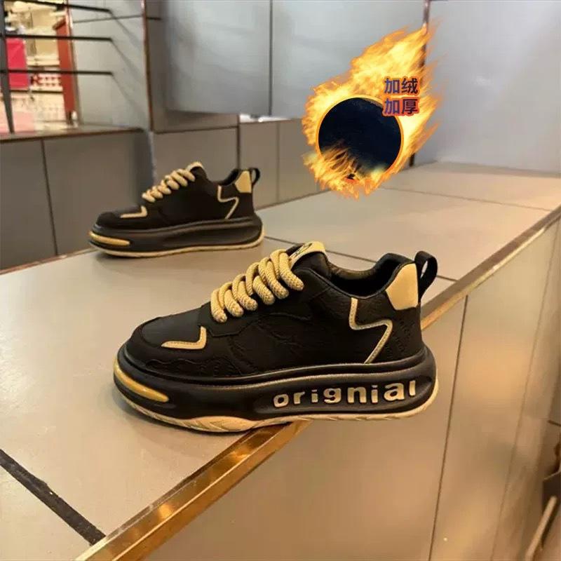 Farblich abgestimmte Papa-Trend-Frühlings-Neue Weichsohlen-Leichtgewicht-Freizeit-Board-Schuhe