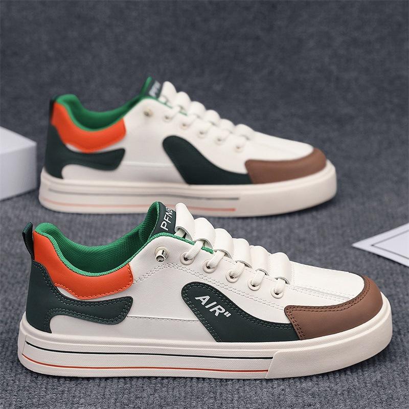 Summer Men's Board Shoes Lightweight Non-slip Men's Shoes Teenagers Daily Sports and Leisure Versatile Board Shoes