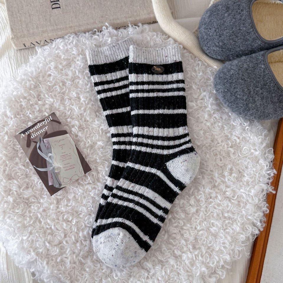 Women's Winter Thickened Trend Button Striped Wool Medium Tube Pile Socks
