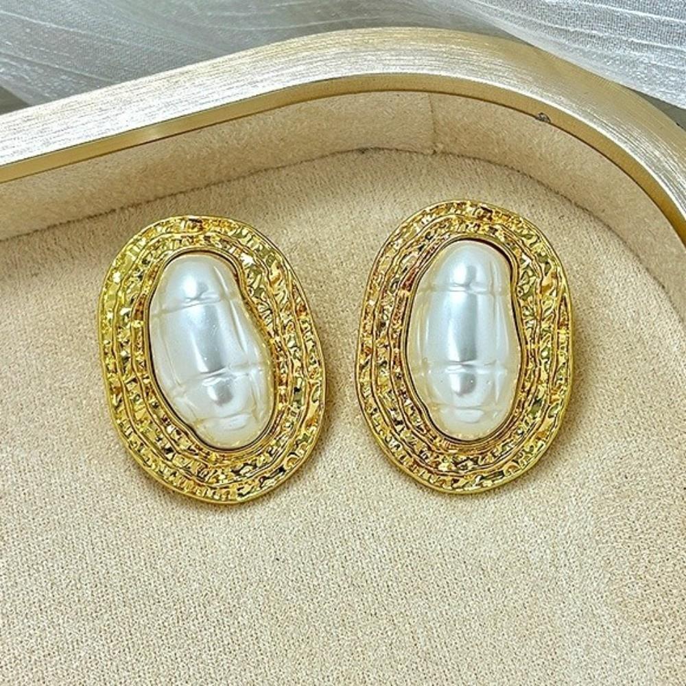Imitation Oval Metal Pearl Earrings Vintage Geometric Exaggerated Earrings Women Jewelry