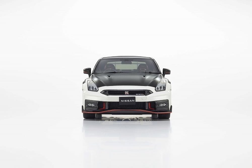 Kyosho Samurai Nissan Nismo 2024 Special Edition Finished Product KSR18061W 1/18 GT-R (White)