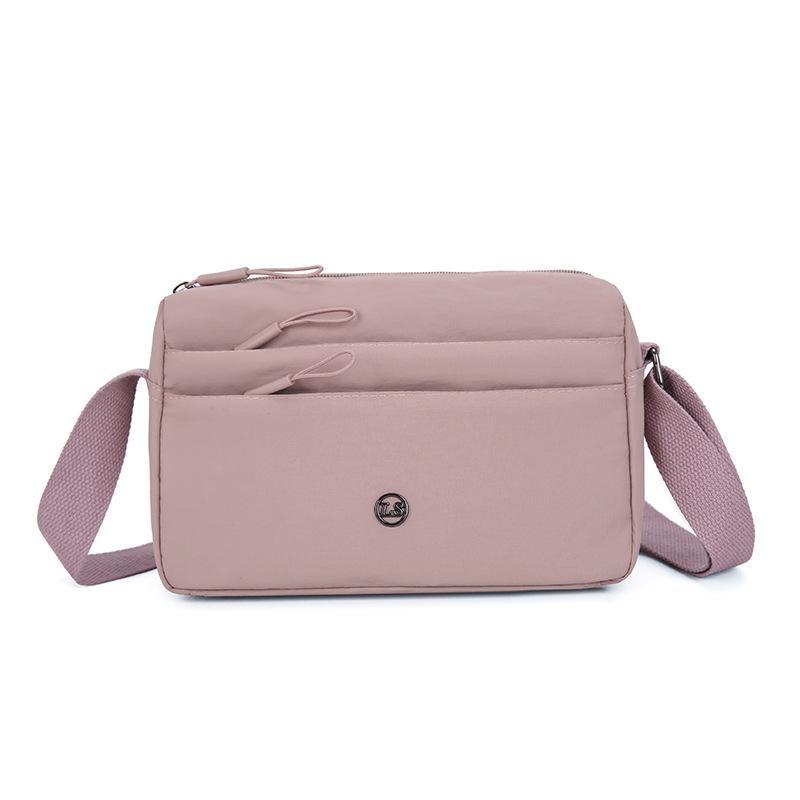 A Single-shoulder Crossbody Women's Bag Paired with A Light Small Square Bag