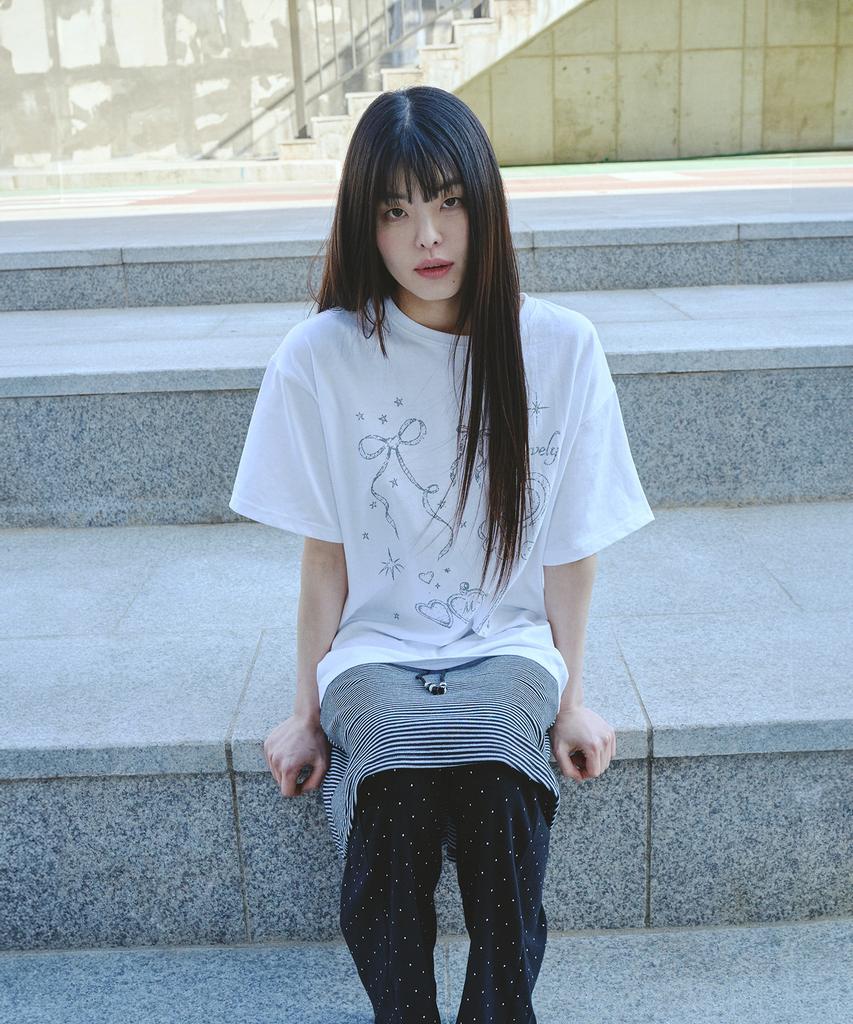 Mihebeu Lovely Charm Oversized Short Sleeve T-Shirt White