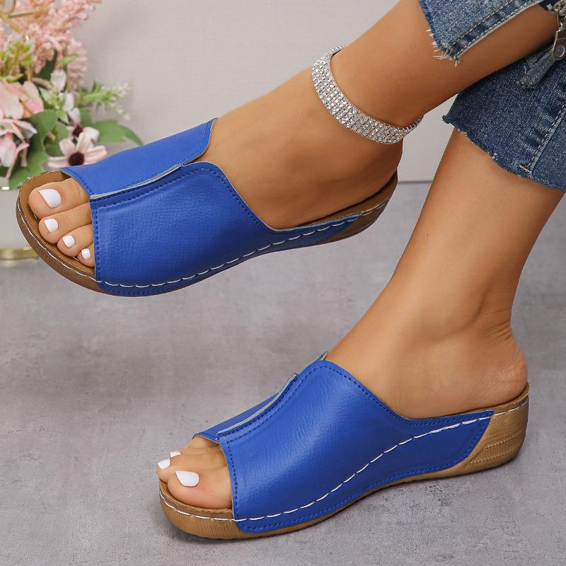Nieuwe slippers met sleehak, dikke zool, cool en eenvoudig, damesschoenen in grote maten