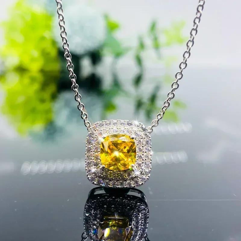 Collier Femme Zirconia Cubique Jaune Scintillant Bijoux de Mode de Luxe pour Mariage Anniversaire Fête Accessoire Cadeau