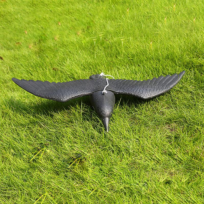 Reallike 3D Plastic Animals Figures Realistic Plastic Crow Ravens Garden Flag Home Bird Figurine Crow Decoys Attracting Crows