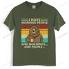 Je Déteste les Lève-Tôt et les Matins et les Gens T-shirt Ours Drôle Amoureux du Café Animal Mignon Paresseux T-shirt Rétro