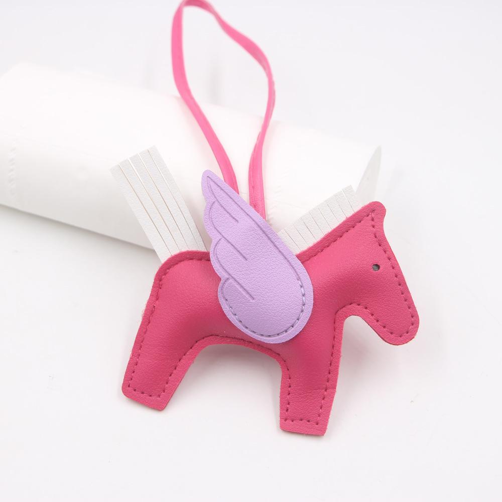 Hot Classic Wing Pony Bag Pendant Decorative Accessories Car Keychain Pendant High-quality Leather Production