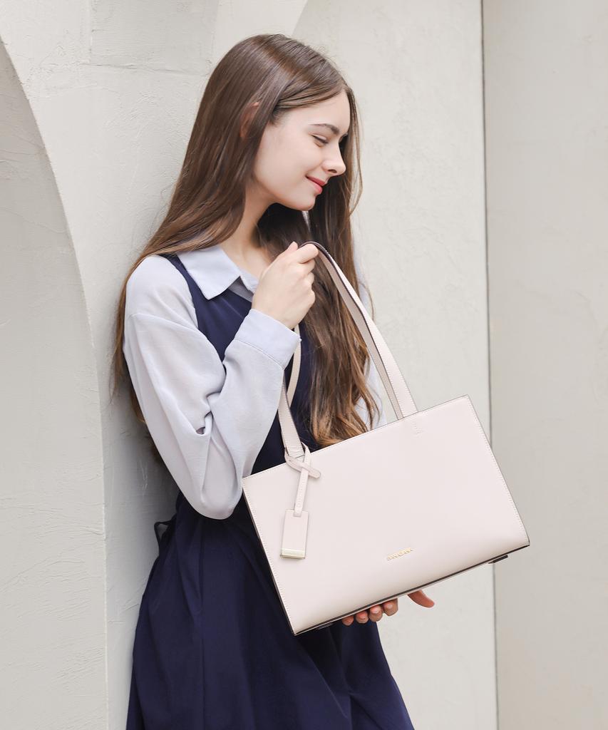 Banabana Cowhide Mode A Shoulder Bag