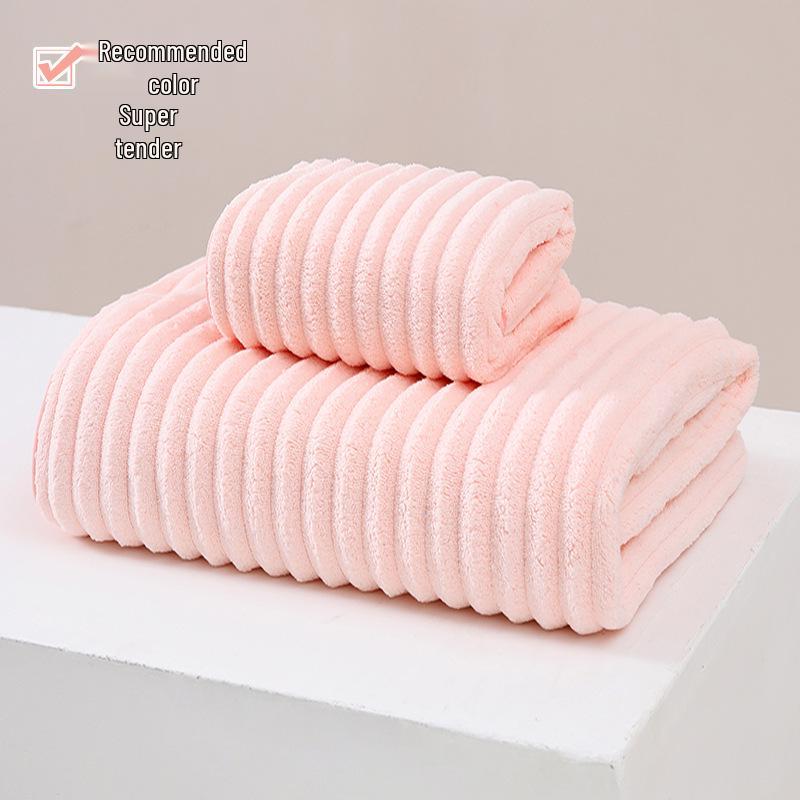 Pineapple Grid Large Bath Towel: Soft, Absorbent, Quick-Drying Thick Coral Fleece for Home and Beach Use