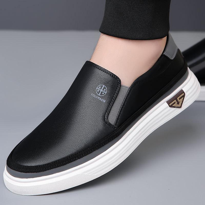 Mode Neu 2025 Herren Echte Leder Freizeit Sneaker Frühling Sommer Mode Slip-On Weiße Schuhe Weiche Sohle Bequem für den Alltag