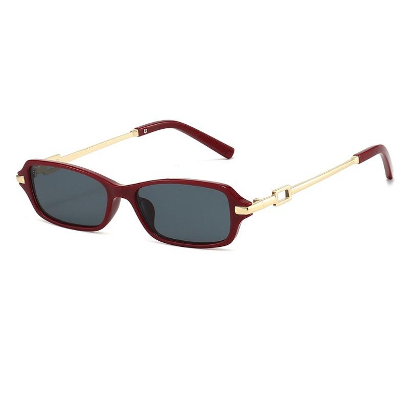 Nieuwe Ovalen Kleine Montuur Luxe Merk Zonnebril Mode Vrouwen Retro Zwarte Bril Hoge Kwaliteit Vintage UV400 Tinten
