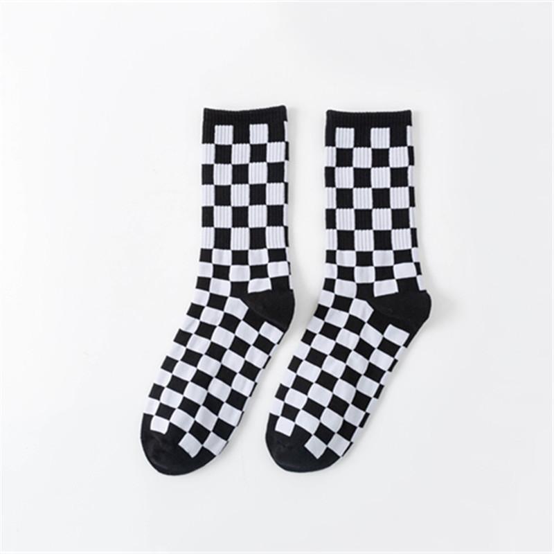 5 Paare Herbst- und Winter-Karosocken Damen Mid-Tube Herren- und Damen-Passstrümpfe