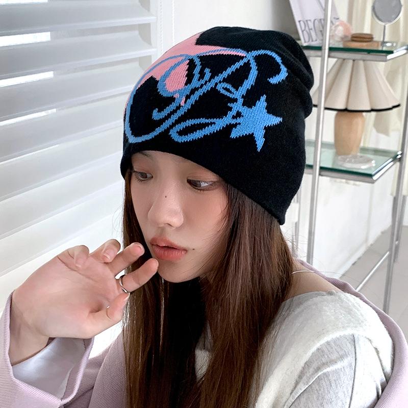Autumn and winter new printed letter wool hat women's street personality pullover warm knitted ear protector cold hat tide
