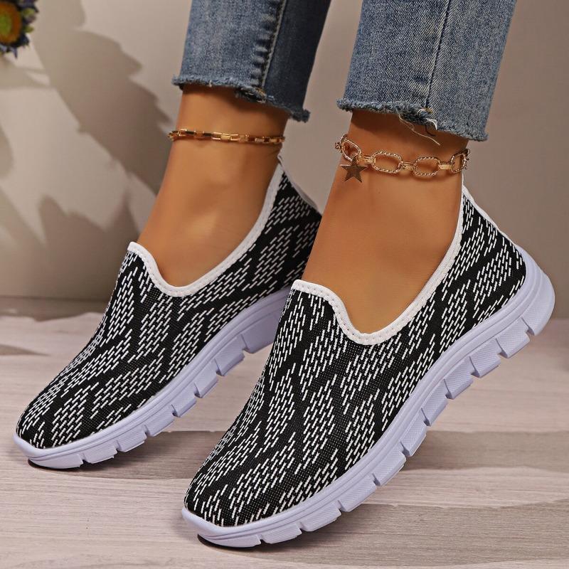 Women‘s Shoes Summer Solid Color Casual Slip-On Flat Breathable Lightweight Large Size Woven.