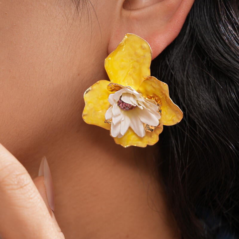 Colorful Drip Oil Metal Fabric Flower Stud Earrings for Women Girls Vintage Exaggerated Drop Earrings Vacation Jewelry Wholesale