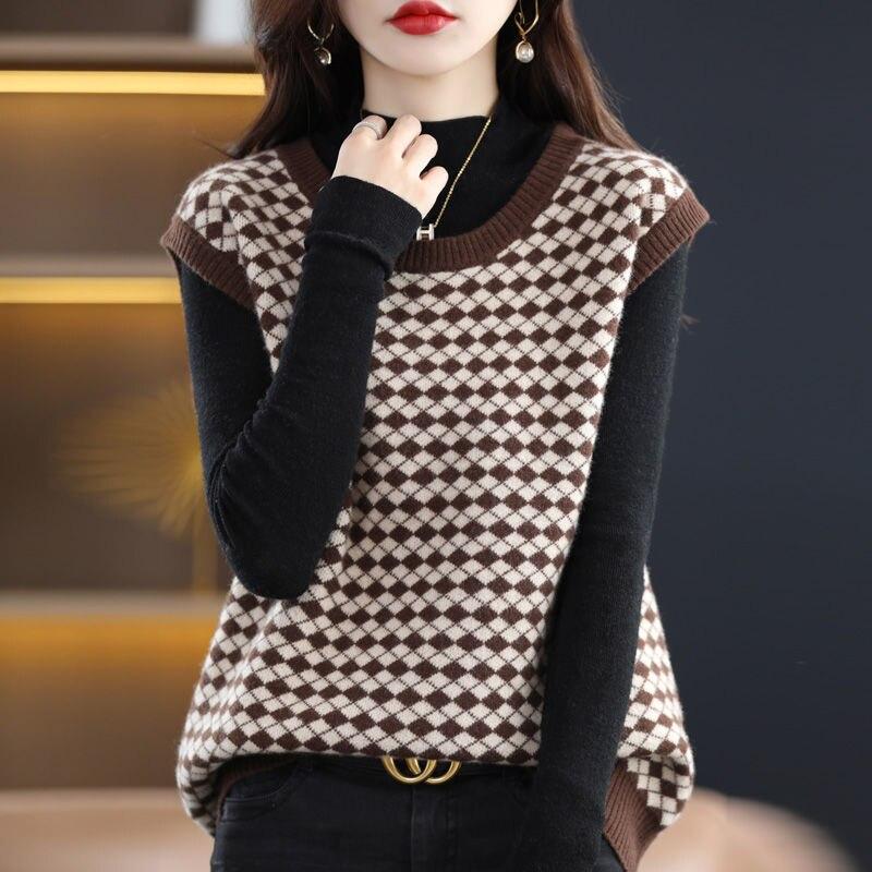 Pullover Vest Female 2022 New Women Fashionable Knitted Vest Women Slim Short Round Neck Jacket Overlaid with Sweater Vest Top