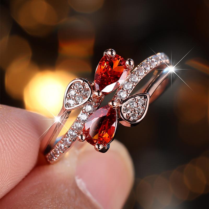 Luxe Rode Waterdruppel Zirkoon Vingerring voor Vrouwen Vintage Trouwring Roségoud Kleur Bruidssieraden