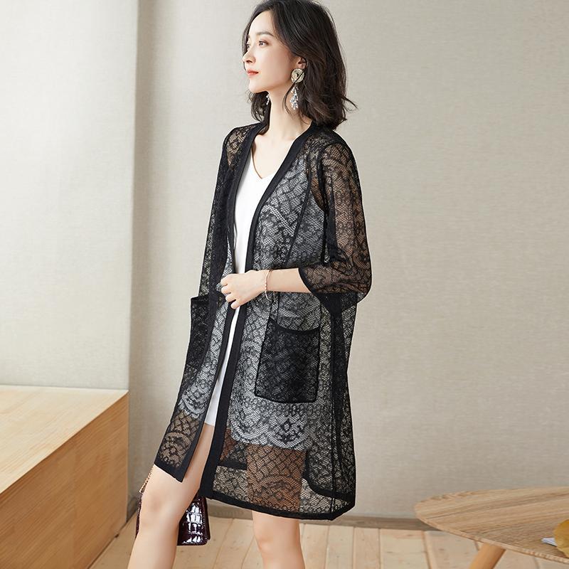 Fashionable Mid-length Hollow Lace Shawl with Sun Protection Cardigan Breathable Quarter-sleeved Jacket for Women