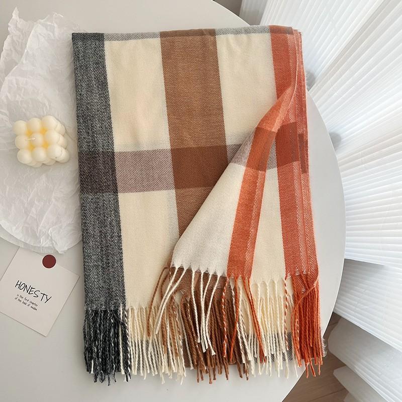 Popular couple black and white plaid scarf women's winter versatile imitation cashmere plaid scarf thickened to keep warm, windproof and cold