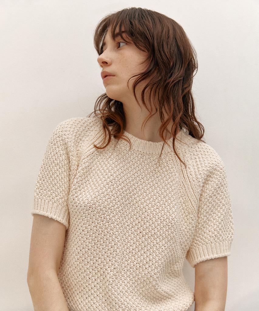 AVA MOLLI Round Neck Half-Sleeves Knit (Cream)