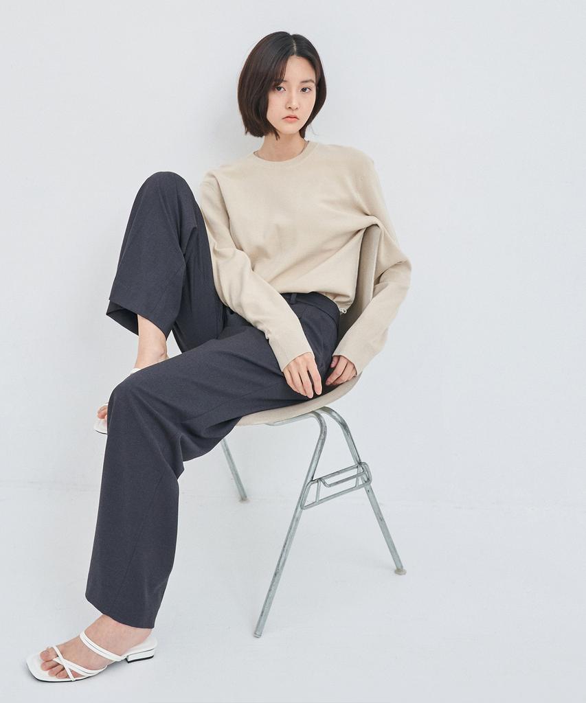 BASIC HOUSE Uni Supima Semi-Overfit Round Neck Knit Cream Lwkt2101