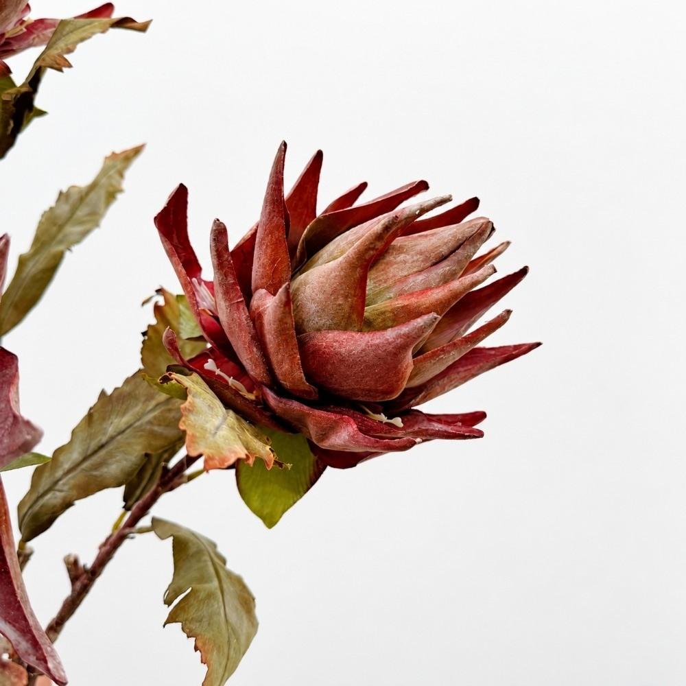 Floral Display Artificial Emperor Protea Flowers Flocked Faux Thistle Flowers Flower Arrangement