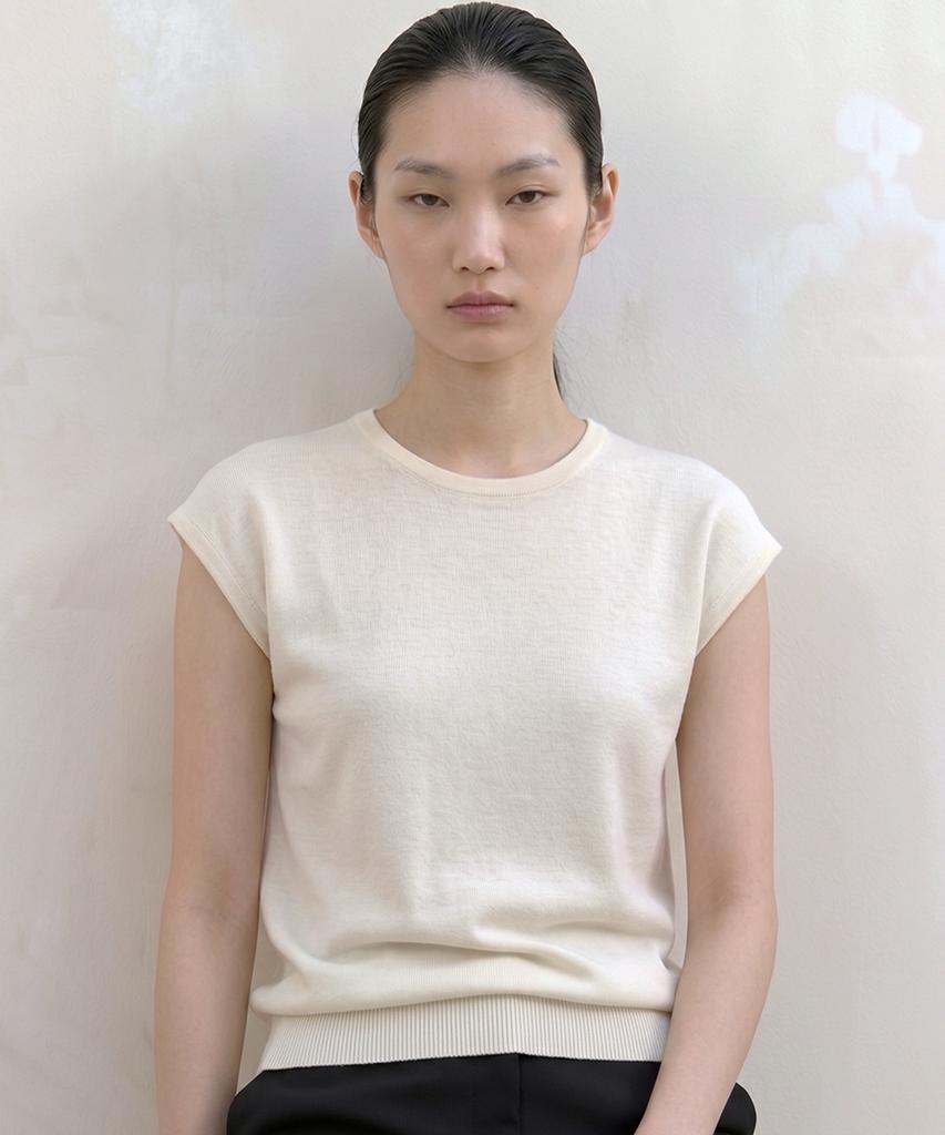 KIMDOH Arlo Ribbed Round Cap Top Ivory