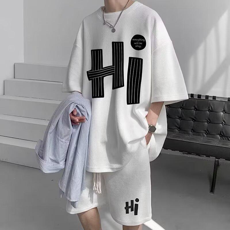 Large Waffle Sports Suit for Boys: Summer Hong Kong Style Loose Fit, Short-Sleeved & Shorts
