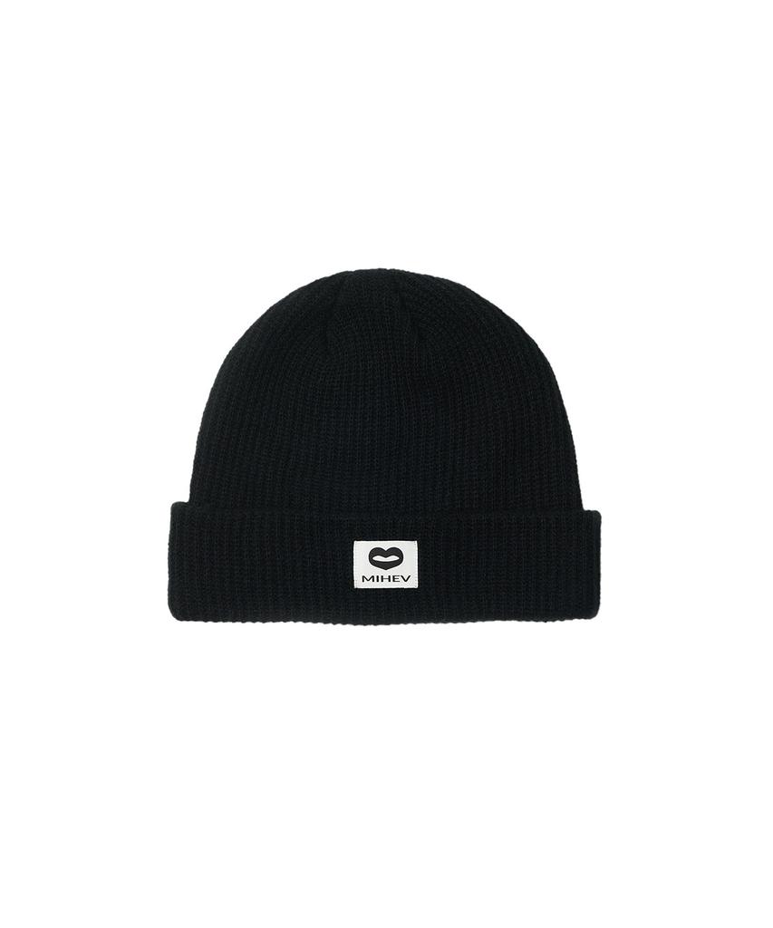 Mihebeu Classic Label Beanie Black