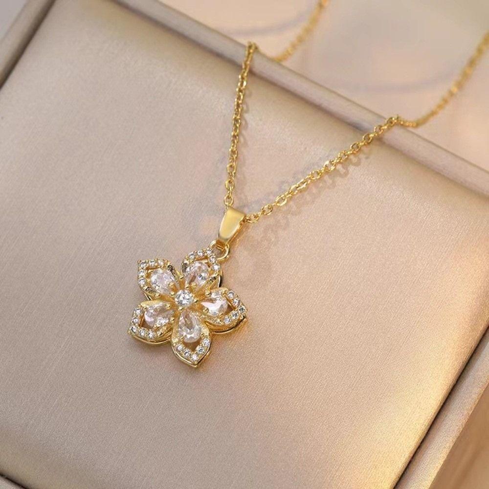 Sweet Zircon Pendant Necklace Shiny Petal Gold Necklace Gifts Rotatable Flowers Choker  Wedding