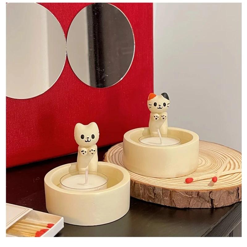 Cartoon Kitten Candle Holder Warming Its Paws Cute Scented Light Holder Cute Grilled Cat Aromatherapy Candle Holder