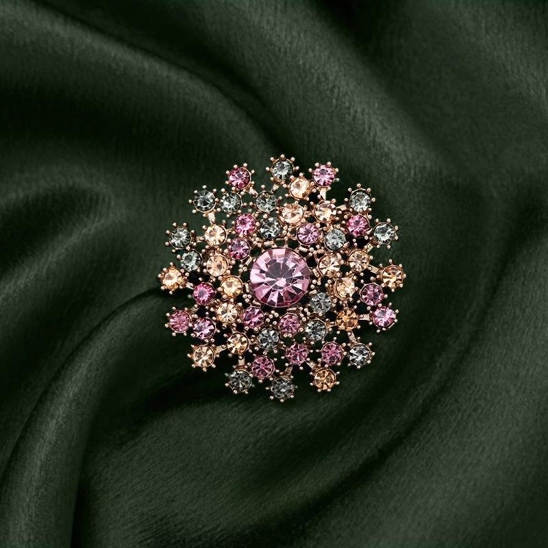 Elegant Colorful Crystal Exquisite Star Flower Badges Pins For Women Men Fashion Luxury Brooches Buckles