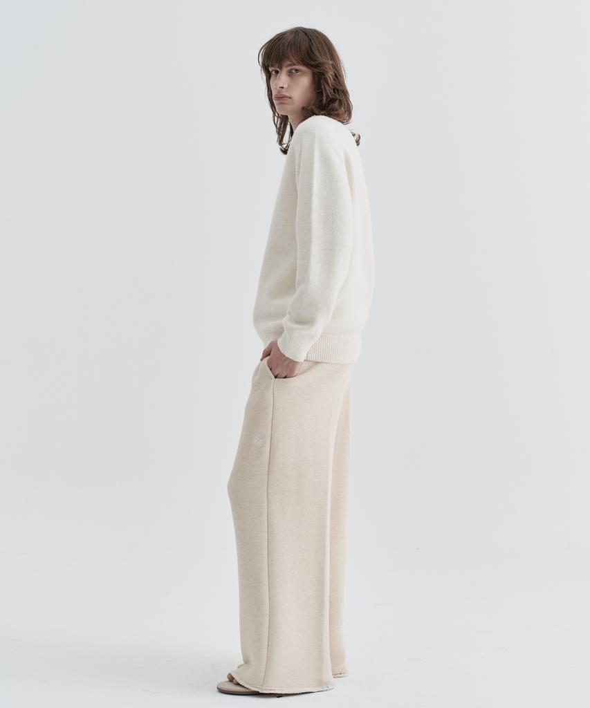 EZIO Plain Round Knit_Ivory
