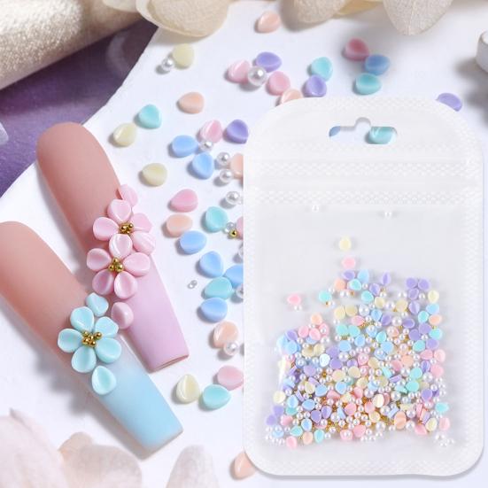 1 Sett Blomsterblad Neglekunst Charms 3D Resin Blomsterblad Gylne Perler DIY Negledesign Smykker Håndverk Manikyrtilbehør