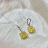 Gica Gema New Jewelry S925 Sterling Silver Square Ice Flower Cut 10 * 10 Fresh And Versatile Female EarringsFor Wedding Engagement Anniversary