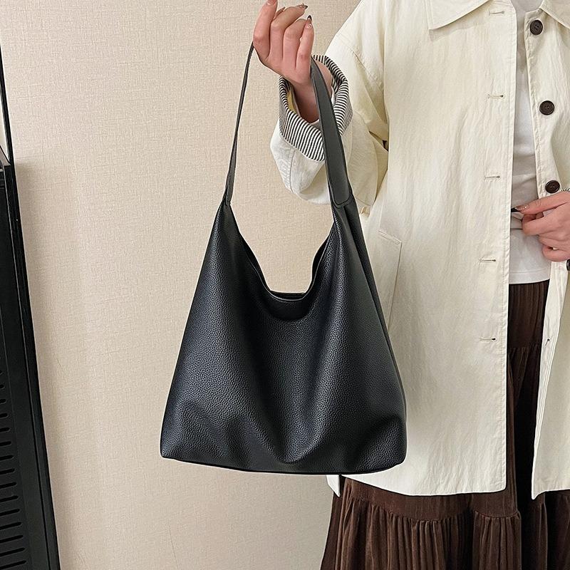 Tote Bag Retro Solid Color Niche Texture Versatile Handbag Shoulder Bag Large Capacity Women Commuting Casual Simple