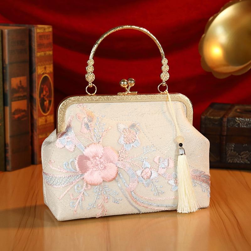 New Chinese Rich Flower Cheongsam Bag Women's High-end Big Flower Handbag Retro Style Messenger Bag Tide