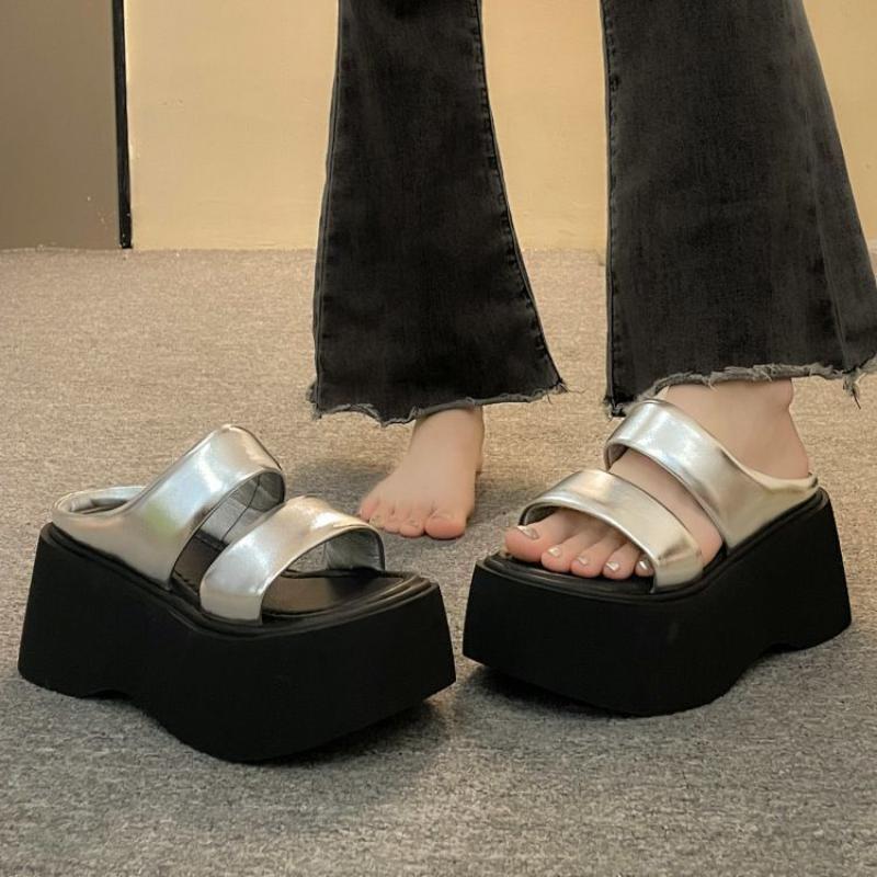 Platform Slippers Women's Sandals Summer Wear Fashion 2026Style Increase Sandals Casual Everything Muffin Flip-flops Beach Shoes