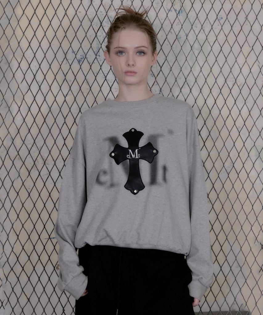 Mucent Monique Blur Logo Cross Leather Patch Sweatshirt Unisex (2 Colors)