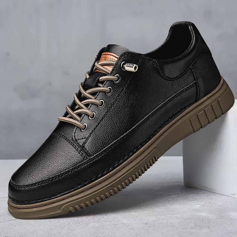 Fashion Outdoor Non-slip Men Handmade Skateboard Footwear Elevator Shoes Fashion Soft Men's Shoes Casual Luxury Leather Lace Up Sneakers