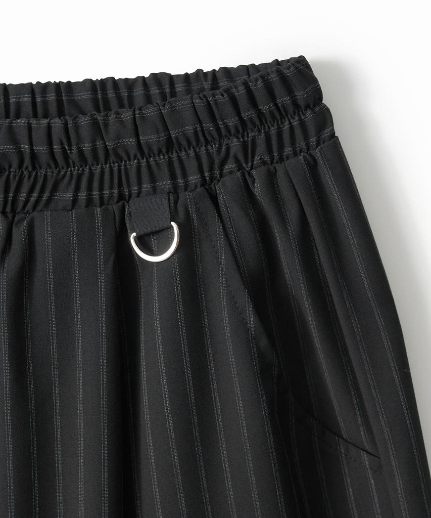 TRIP LE SENS Light Stripe Easy Elastic Half Pants_Gray