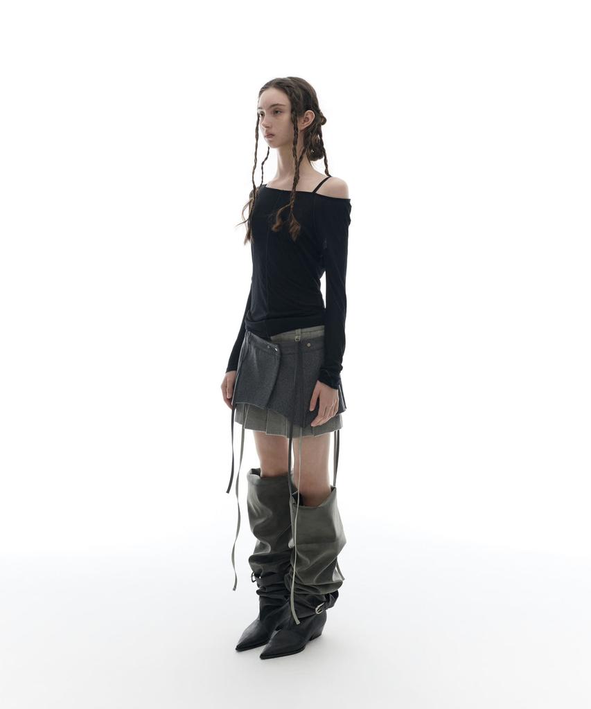 OJOS Strap Flatseam Long Sleeve Top / Black