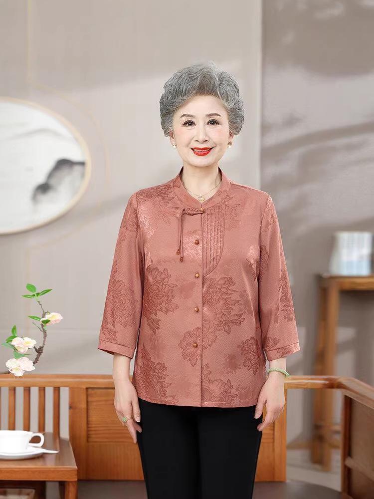 Elegant Silk Seven-Sleeve Summer Shirt for Moms: Chic Chinese Style for Middle-Aged and Elderly Women
